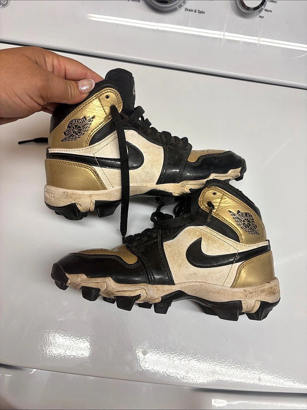 Nike Air Jordan 1 High-Top Sneakers Gold & Black for kids